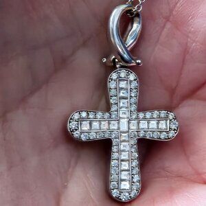 RARE MAYORS BIRKS OLIVA CROSS ROUND BAGUETTE DIAMOND 18k GOLD PENDANT NECKLACE